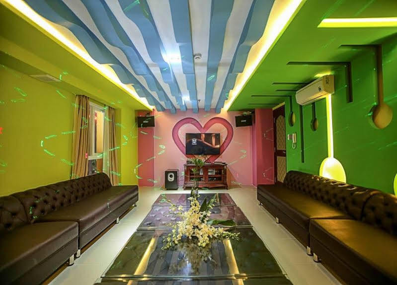 Fivitel Boutique Hotel 4*